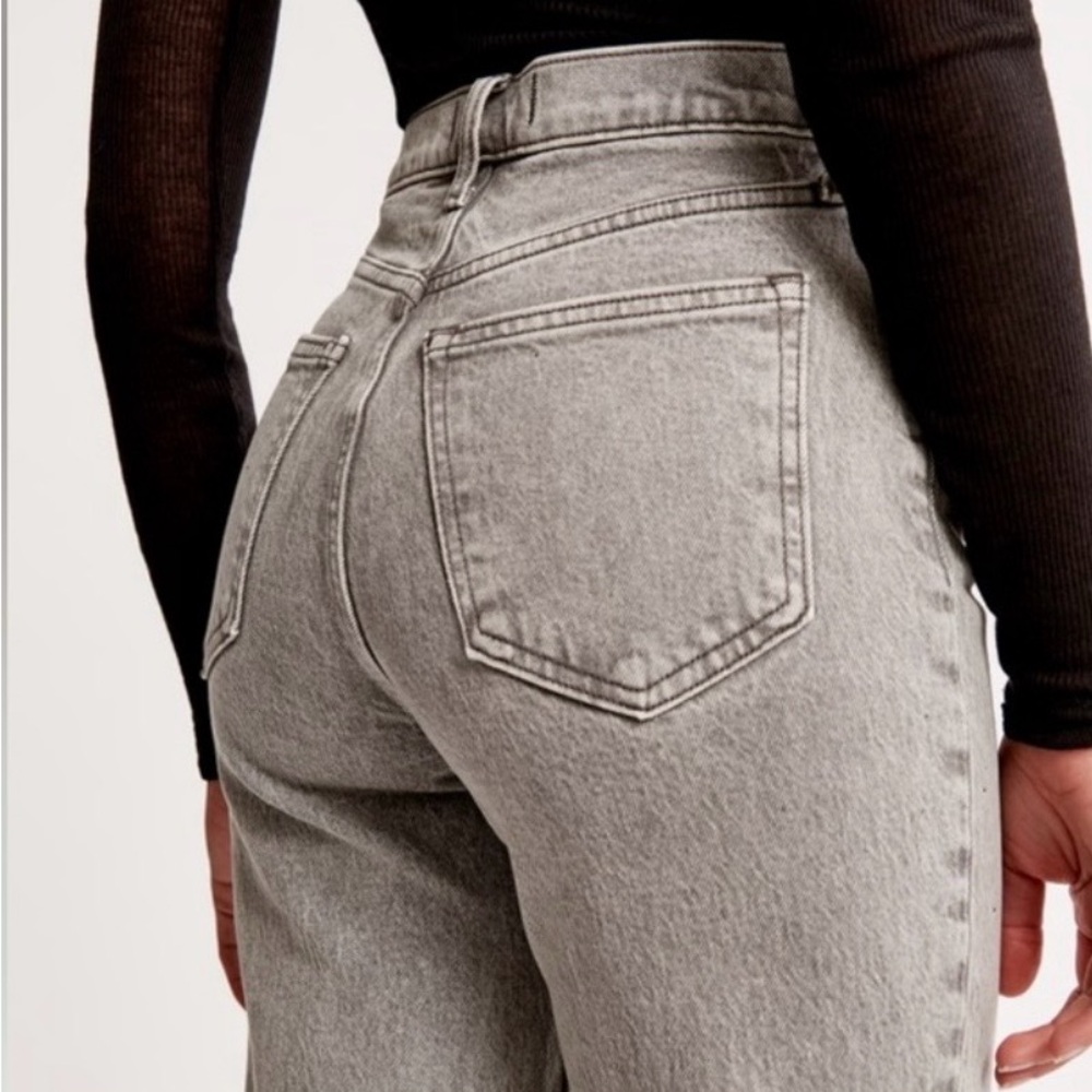 Abercrombie & Fitch High-Rise Gray Jeans